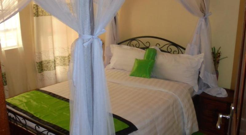 Mayweather Suites Ruaka Exterior foto